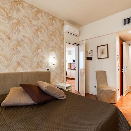 אלסיו Residence Villa Firenze מראה חיצוני תמונה